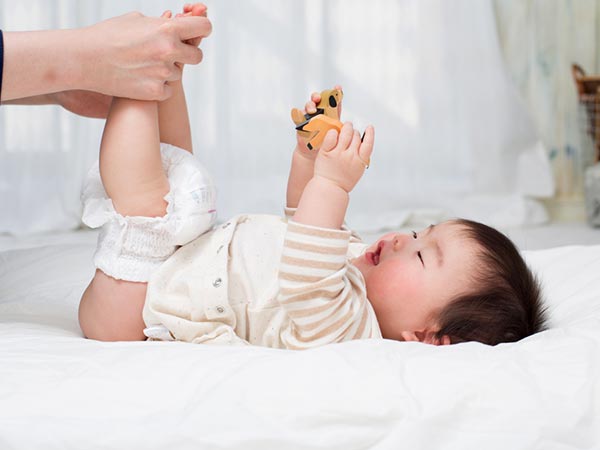 अपने बच्चे को रखें साफ