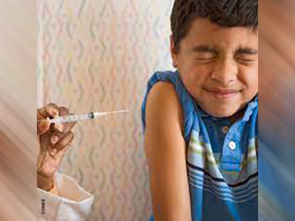 2. नर्स से बच्चे की कंफर्टेबल पोजीशन रखने को कहें- 