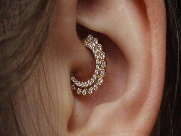 कॉन्च हूप (CONCH HOOP)