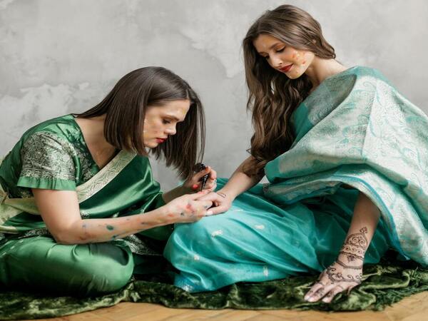 भारतीय महिलाओं को पर्शियन और ग्रीक स्टाइल ने आकर्षित किया 