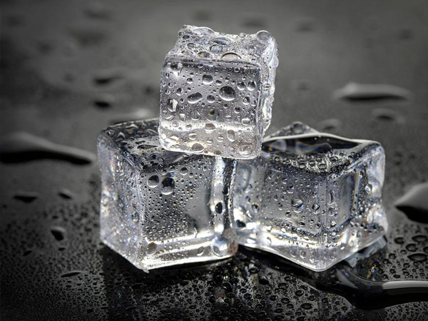 बर्फ़ से मिलेगी राहत