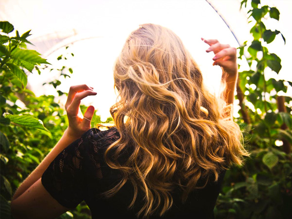 अलसी के बीजों से बनाएं हेयर मास्क