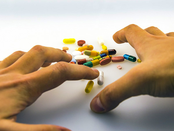 पेनकिलर की डिपेंडेंसी को कैसे कम करें?