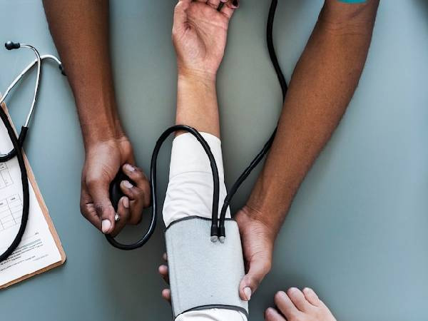 हाई ब्लड प्रेशर और बोन हेल्थ