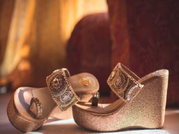 वेज हील्स