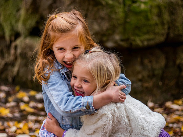 9-12 महीने के बेबी की ऐसे करें परवरिश