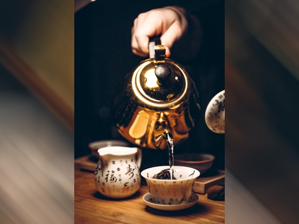  चाय भोजन का विकल्प नहीं