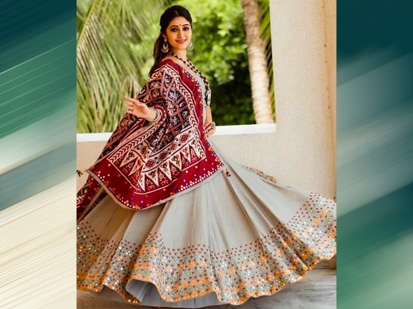 नवरात्रि 2022 पर क्या पहनें?