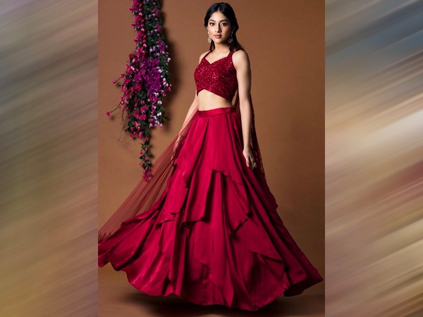 लेयर्ड लहंगा- स्टनिंग स्टाइल