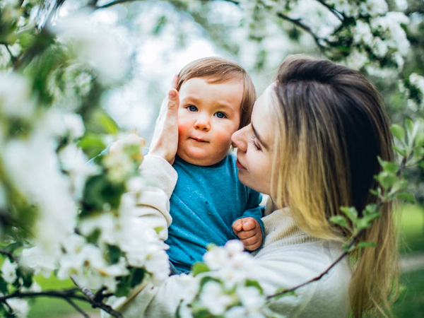फूलों से नवजात को हो सकती है परेशानी
