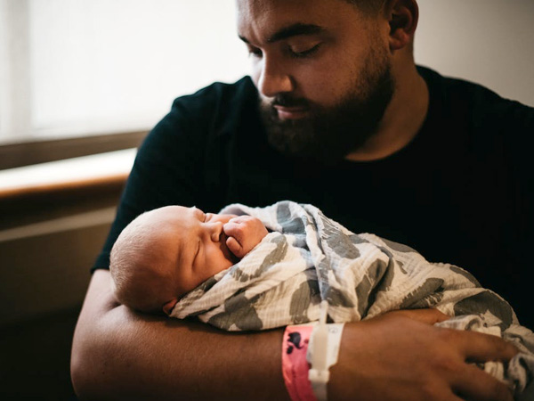 न्यूबॉर्न को ना ले जाएं बाहर