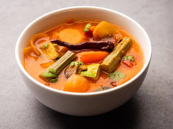 Thai Yellow Vegetable Curry