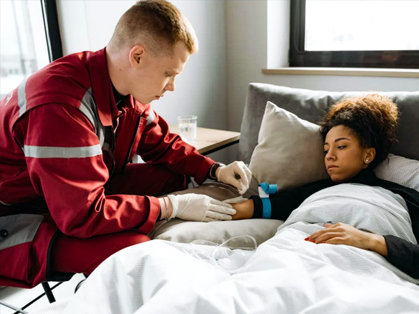 दोनों में भिन्न लक्षण