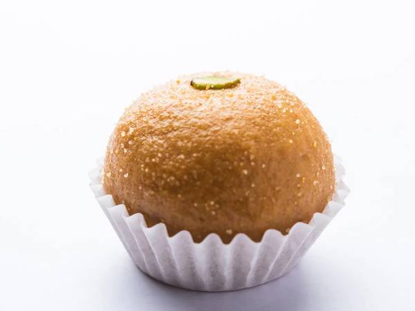 आटे के लड्डू