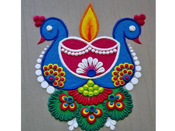 दीया विद डबल साइड पीकॉक डिजाइन