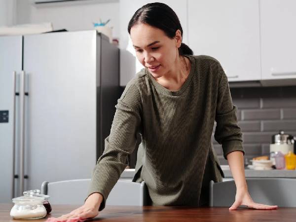 किचन की सफाई के लिए करें ये काम