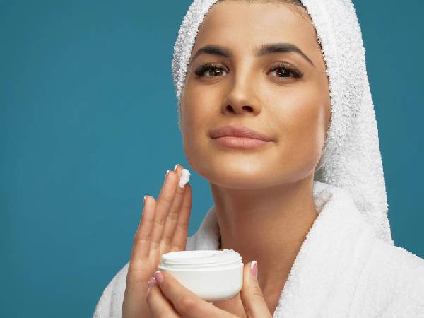 फेस को करें हाइड्रेटेड