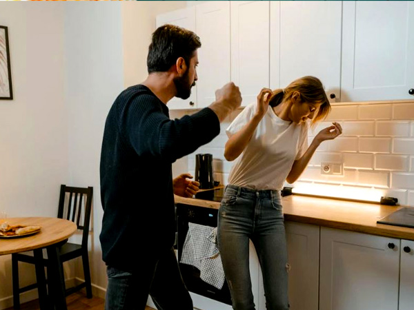 नेगेटिव स्टेटस लगाना