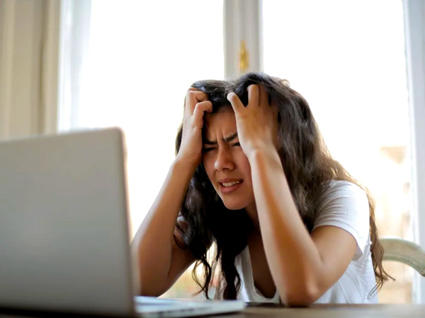 इन कारणों से हो सकता है पीसीओएस