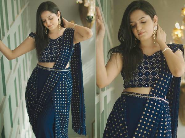 मिरर वर्क साड़ी