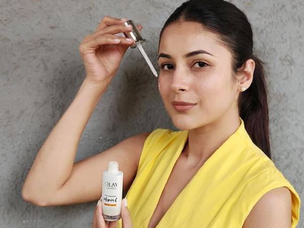 शहनाज गिल के ग्लोइंग स्किन का राज