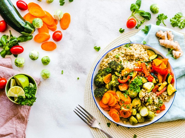 मेडिटेरेनियन डाइट के हेल्थ बेनिफिट्स और उनके पीछे का साइंस 