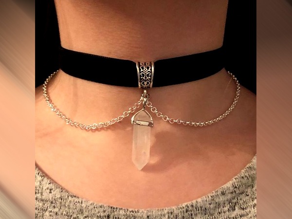 गोथिक चोकर्स