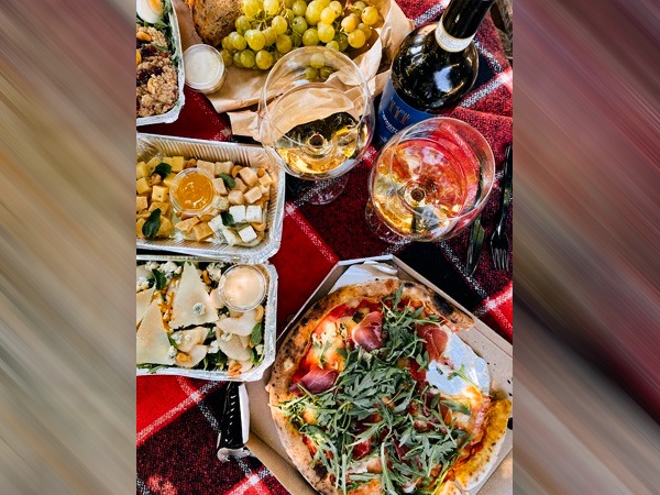 मिथक: खाना और विटामिन इम्यूनिटी में सुधार करने का एकमात्र तरीका है।