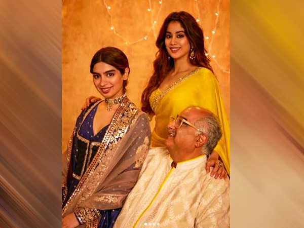 मुंबई में जान्हवी कपूर हाउस 