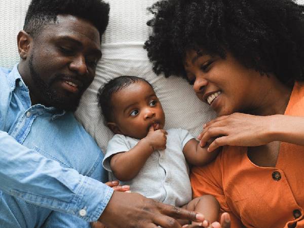 ओवरप्रोटेक्टिव पैरेंट्स के लक्षण