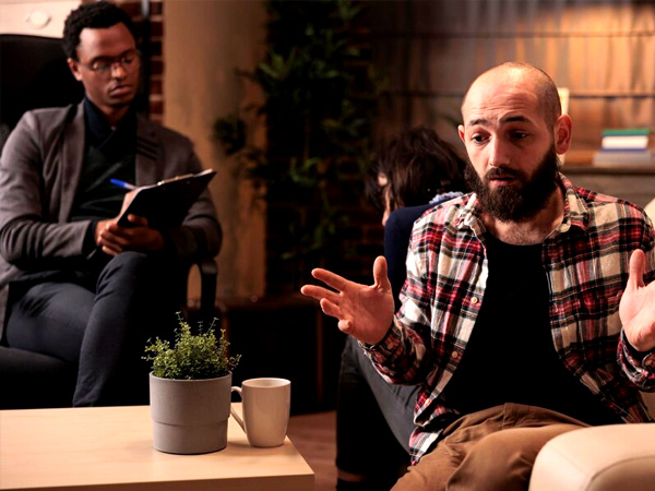 अभद्र शब्दों का ना करें इस्तेमाल