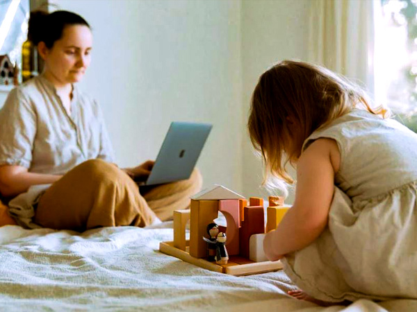 आत्मनिर्भर बनाए