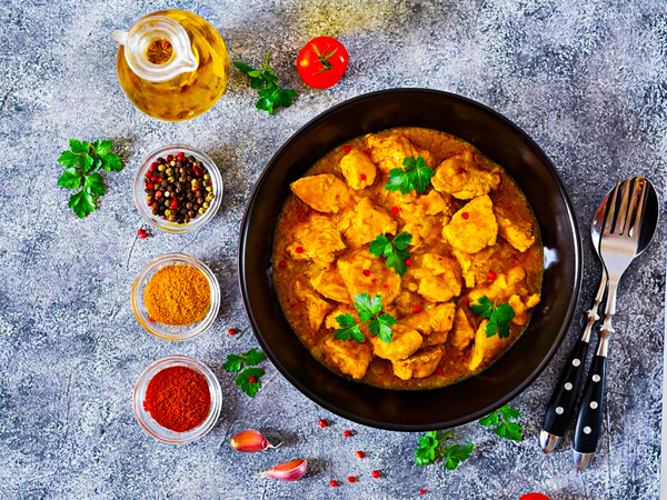 मसालेदार खाना खाने से बचें: