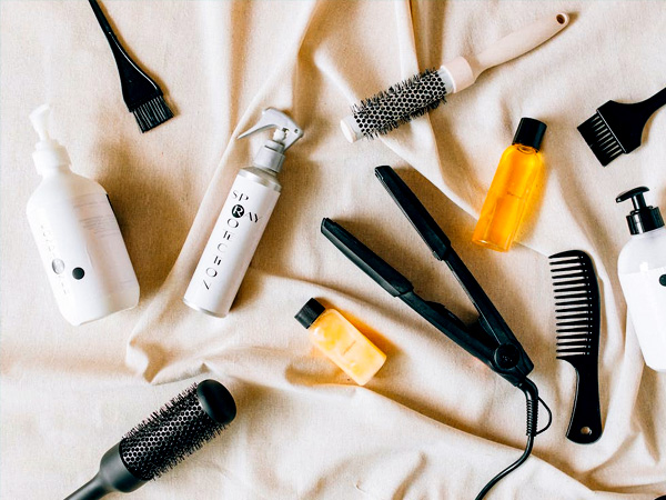5. हीट स्टाइलिंग प्रोडक्ट से बचें