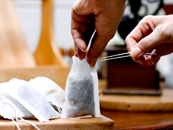 ठंडे पानी में चाय बहुत धीरे होती है इन्फ्यूज़