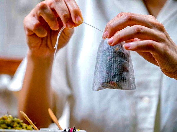 टी बैग्स में मौजूद पाउडर टी ठंडे पानी के लिए नहीं है सूटेबल