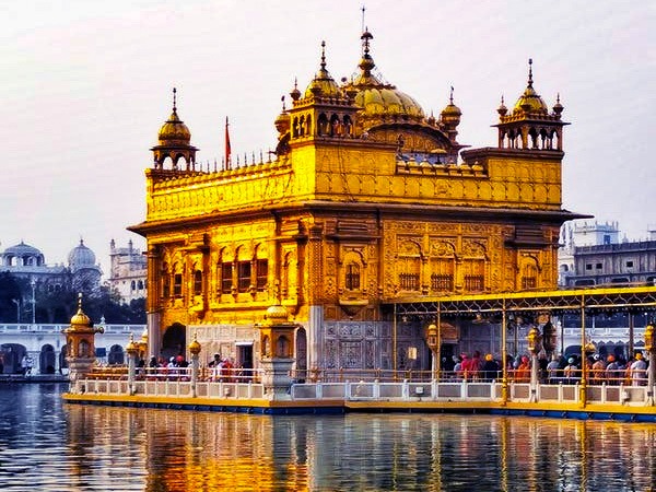 गुरु नानक के बारे में