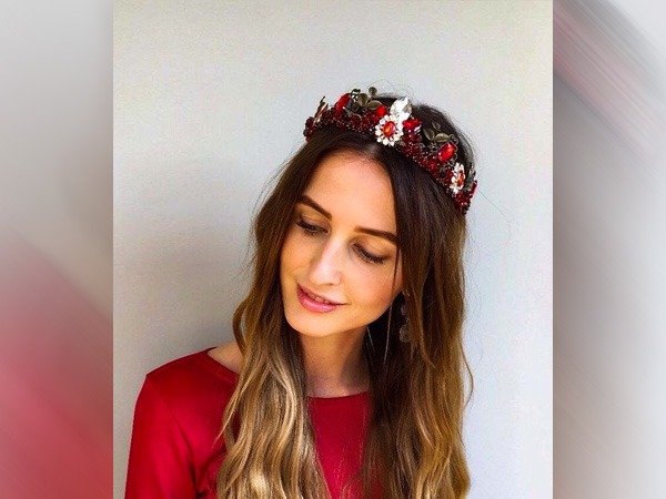 सजावटी हेडबैंड और तिआरा