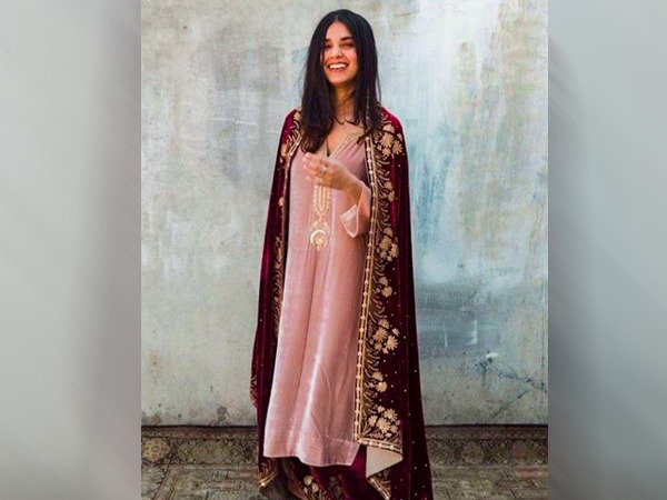 डिजाइनर स्टोल 