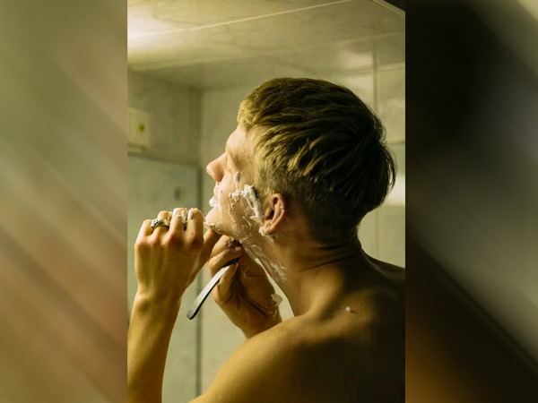 आफ्टर-शेव क्रीम या बाम का यूज