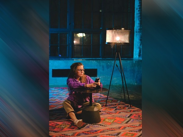 नींद की महत्वपूर्ण कमी से गुजर रहे किशोर 