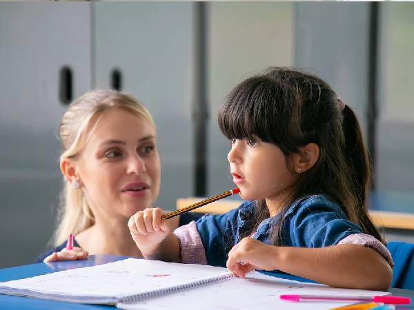 बच्चों से पूछें सवाल 