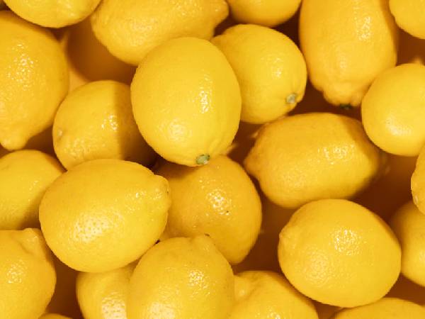 पीले रंग के फल और सब्जियां