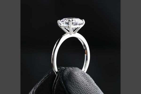  डायमंड क्या है?