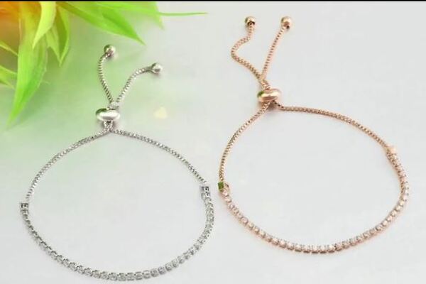 बालेंसीगा के जूते के फीते वाले झुमके