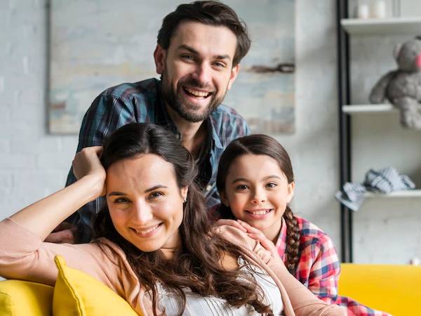 मिथक 4 -‘बच्चों के सामने घर की प्रॉब्लम डिस्कश करने से बचें’