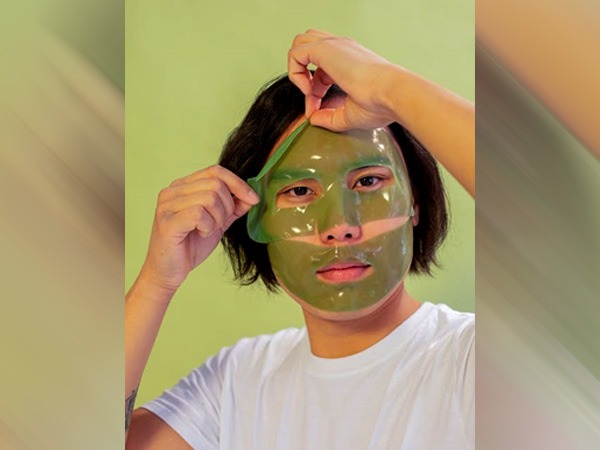 आपकी स्किन को रखता है सेफ 