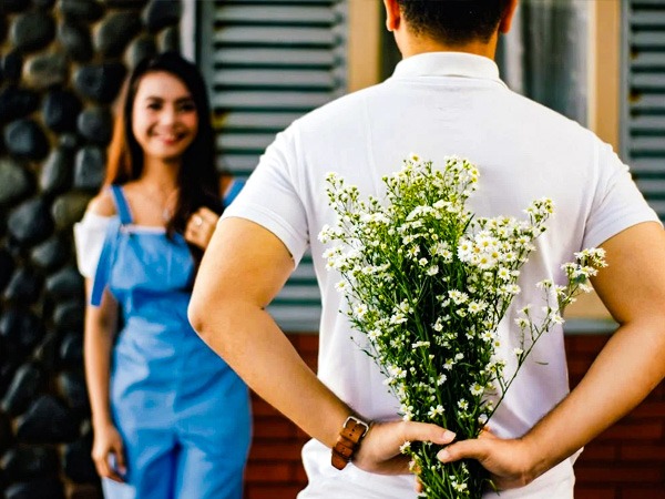 पहली डेट पर लोगों के मन में होते हैं ये डर 