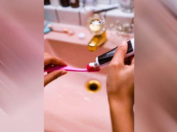 शुगर-फ़्री गम/मिंट