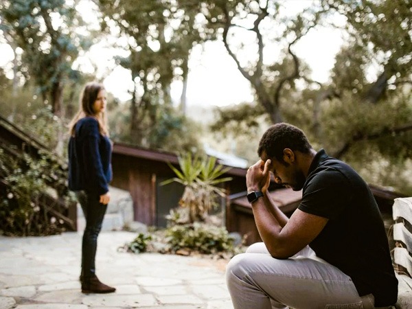 जल्द से जल्द इस इमोशन से बाहर निकले